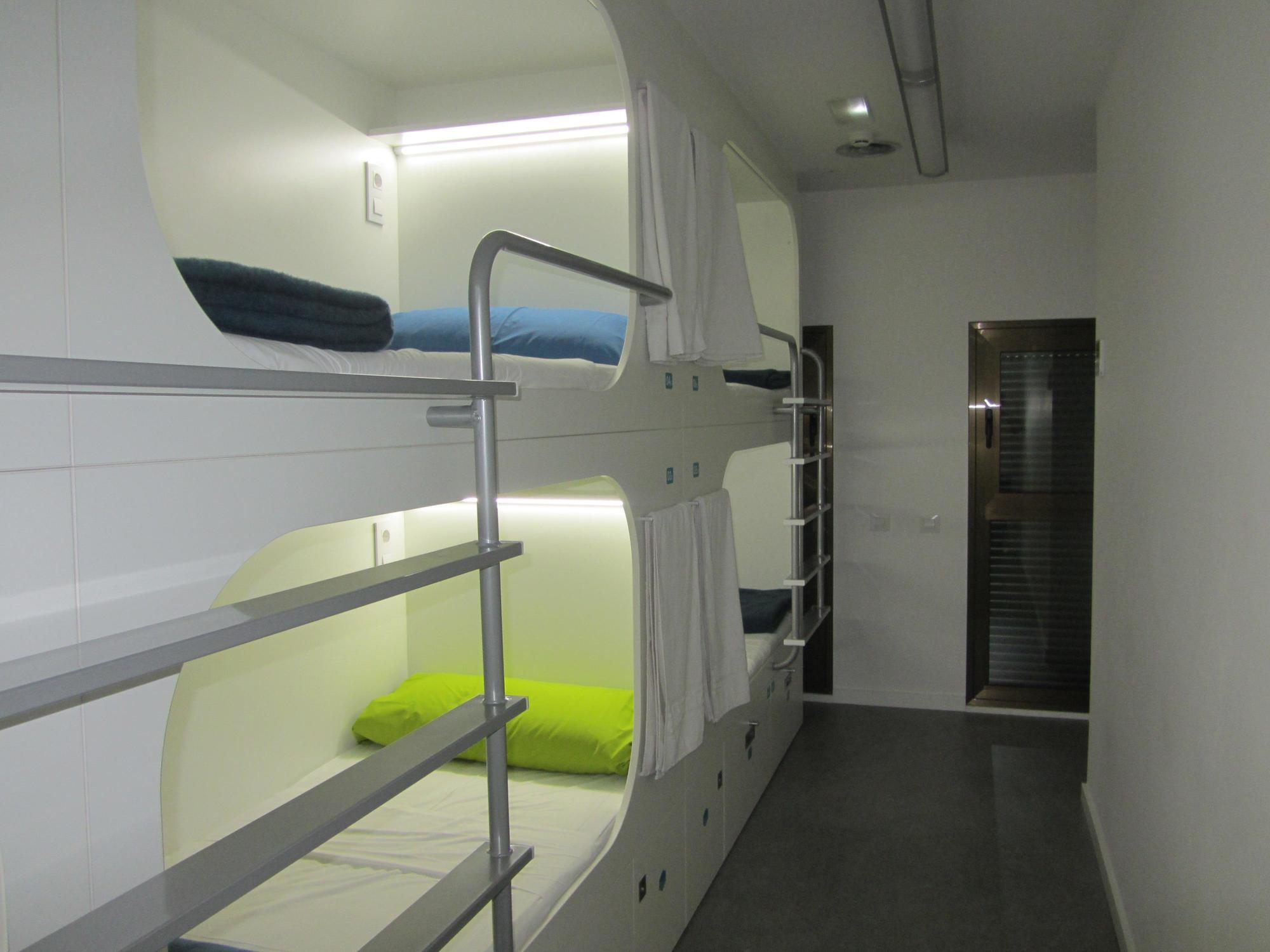 Dream Cube Hostel Βαρκελώνη Εξωτερικό φωτογραφία