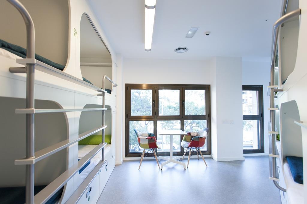 Dream Cube Hostel Βαρκελώνη Δωμάτιο φωτογραφία