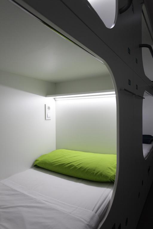 Dream Cube Hostel Βαρκελώνη Δωμάτιο φωτογραφία